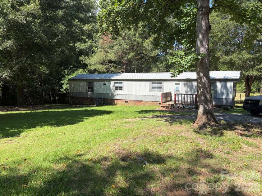 739 Mt Gallant Avenue, York, SC 29745.  MLS# CAR4396769, YatesRealty ID 32578. 