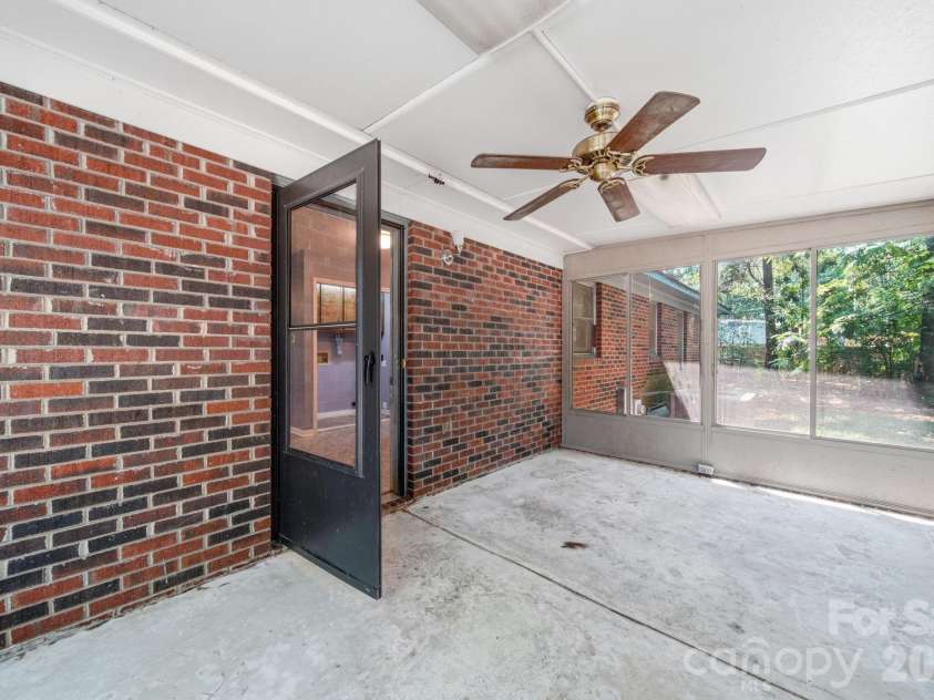 11488 Beagle Street, Midland, NC 28107.  MLS# CAR4397037, YatesRealty ID 32579. Sunroom.