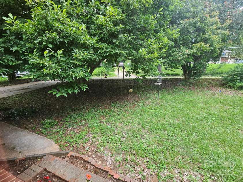 573 Uptons Landing Road, Marion, NC 28752.  MLS# CAR4278162, YatesRealty ID 3258. Front yard