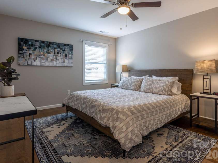 305 Jenna Clare Lane, Asheville, NC 28803.  MLS# CAR4396061, YatesRealty ID 32580. 