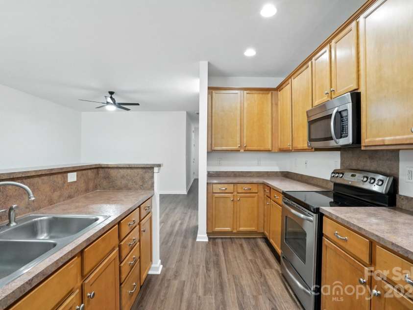 13310 Erwin Road, Charlotte, NC 28273.  MLS# CAR4287859, YatesRealty ID 32581. 