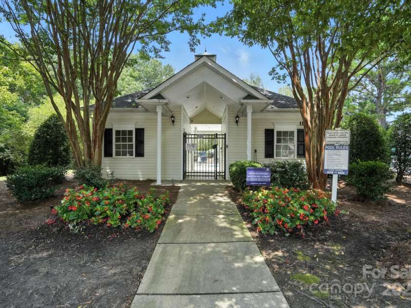 13310 Erwin Road, Charlotte, NC 28273.  MLS# CAR4287859, YatesRealty ID 32581. 