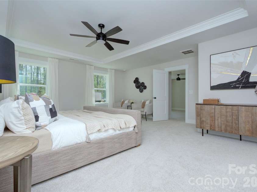 1033 Harrogate Drive, Bessemer City, NC 28016.  MLS# CAR4396058, YatesRealty ID 32582. 