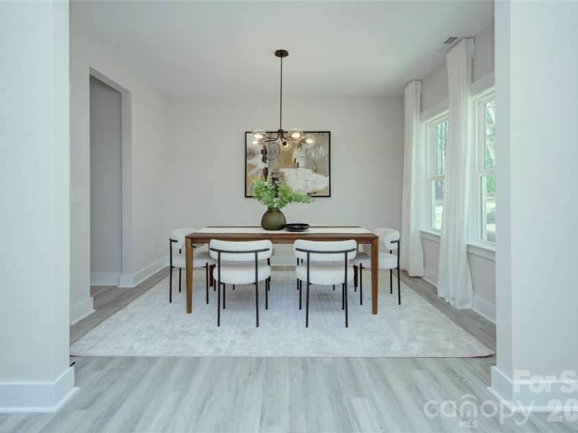 1033 Harrogate Drive, Bessemer City, NC 28016.  MLS# CAR4396058, YatesRealty ID 32582. Formal Dining 