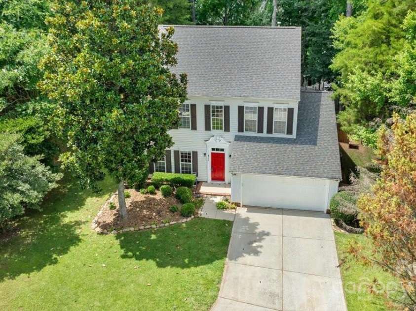 4000 Garfield Court, Waxhaw, NC 28173.  MLS# CAR4278993, YatesRealty ID 32583. 