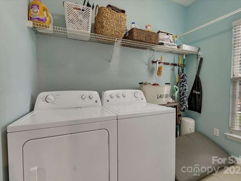 4000 Garfield Court, Waxhaw, NC 28173.  MLS# CAR4278993, YatesRealty ID 32583. Laundry room
