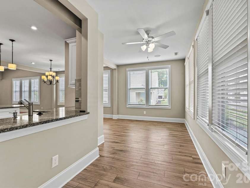 7362 Overjoyed Crossing, Charlotte, NC 28215.  MLS# CAR4395734, YatesRealty ID 32583. 