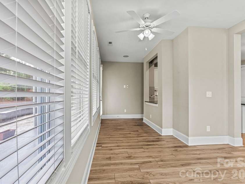 7362 Overjoyed Crossing, Charlotte, NC 28215.  MLS# CAR4395734, YatesRealty ID 32583. 