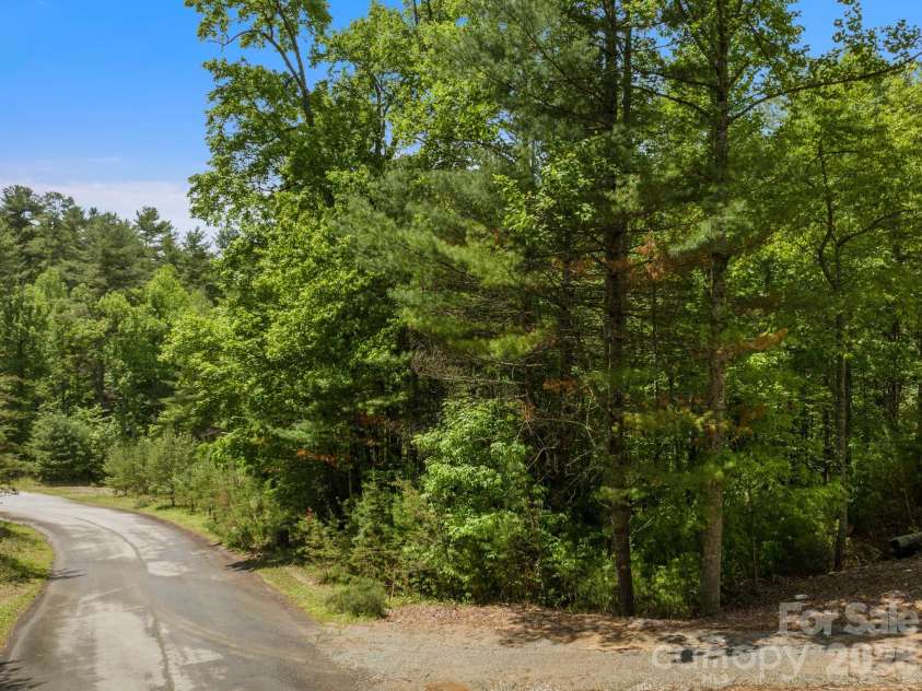 Lot #28 Awi Trail, Hendersonville, NC 28739.  MLS# CAR4386122, YatesRealty ID 32584. 