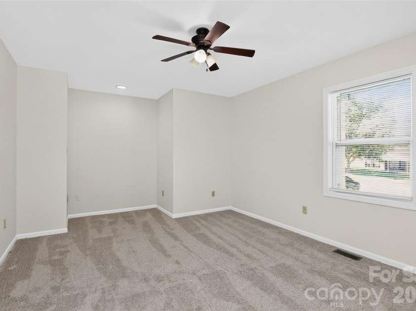 221 Potter Road, Lancaster, SC 29720.  MLS# CAR4396108, YatesRealty ID 32586. 3rd Bedroom