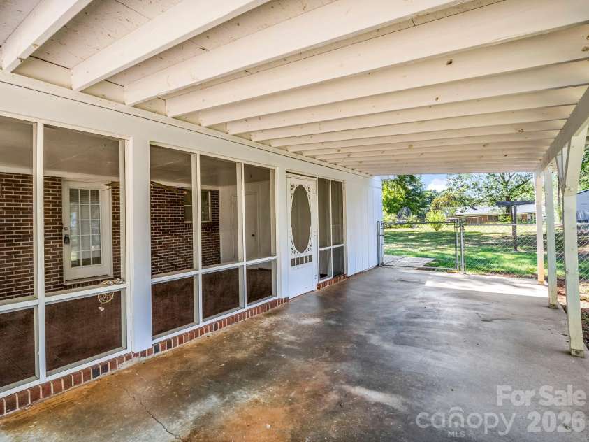 255 Smith Grove Road, Forest City, NC 28043.  MLS# CAR4397247, YatesRealty ID 32587. 