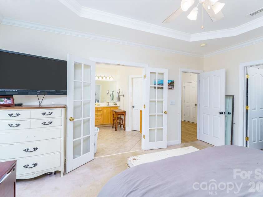 311 Winthrow Creek Road, Mooresville, NC 28115.  MLS# CAR4395620, YatesRealty ID 32588. 