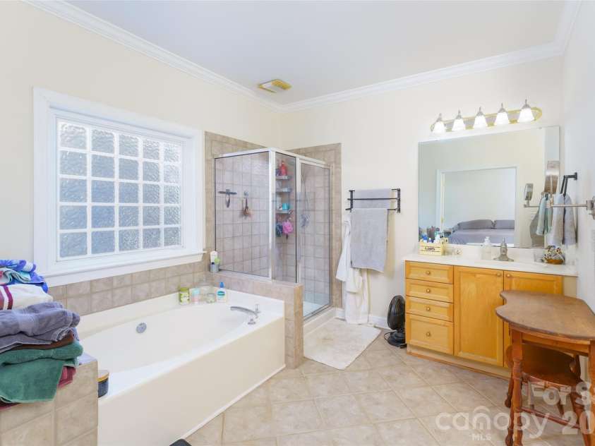 311 Winthrow Creek Road, Mooresville, NC 28115.  MLS# CAR4395620, YatesRealty ID 32588. 