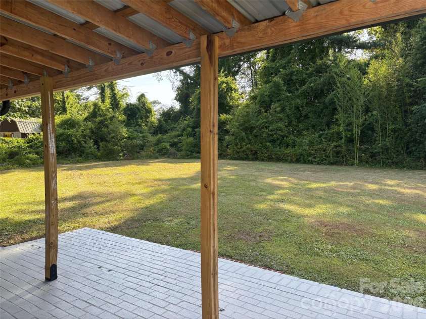 168 Collins Avenue, Forest City, NC 28043.  MLS# CAR4397154, YatesRealty ID 32589. 