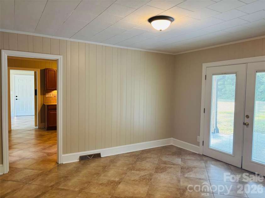 168 Collins Avenue, Forest City, NC 28043.  MLS# CAR4397154, YatesRealty ID 32589. 