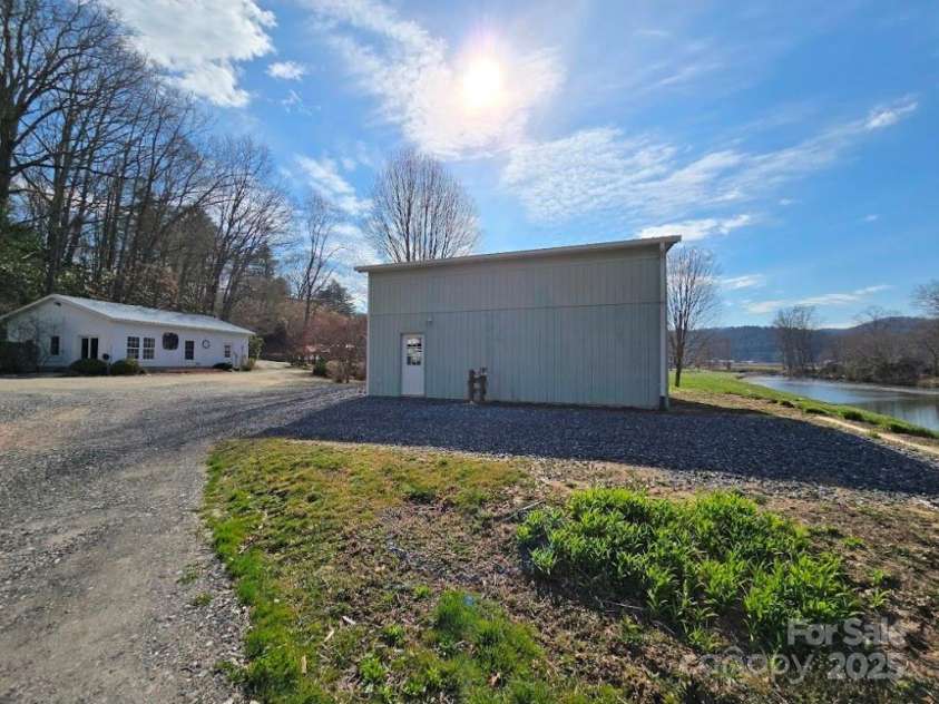 262 Lemly Road, Fleetwood, NC 28626.  MLS# CAR4292278, YatesRealty ID 32589. 