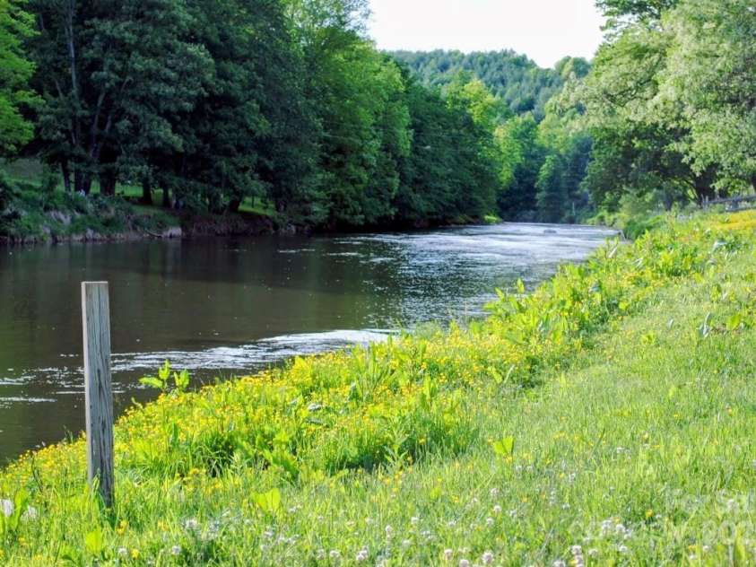 262 Lemly Road, Fleetwood, NC 28626.  MLS# CAR4292278, YatesRealty ID 32589. 