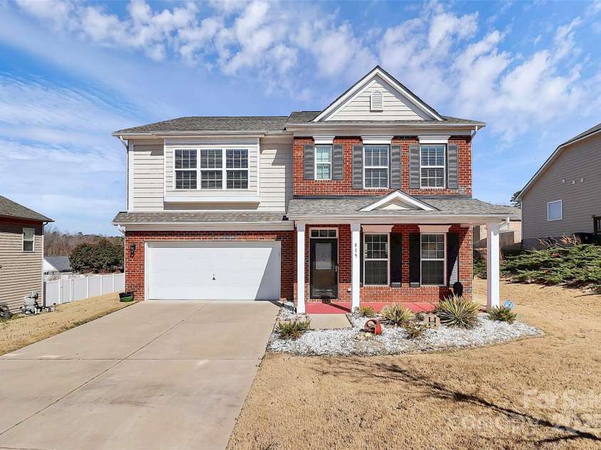 815 Oak Embers Drive, Concord, NC 28025.  MLS# CAR4229290, YatesRealty ID 3259. 