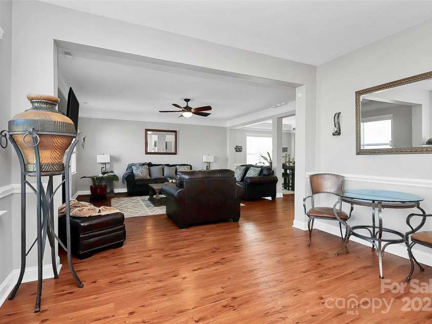 815 Oak Embers Drive, Concord, NC 28025.  MLS# CAR4229290, YatesRealty ID 3259. 