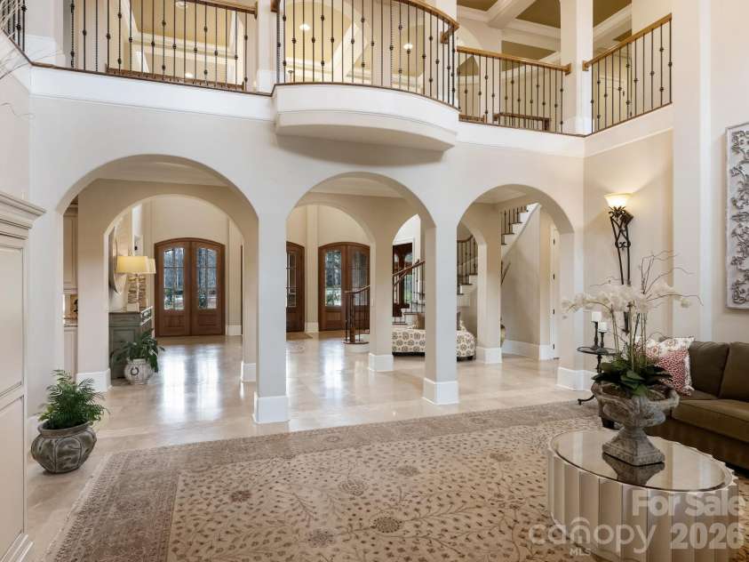 9205 Woodhall Lake Drive, Waxhaw, NC 28173.  MLS# CAR4353643, YatesRealty ID 3259. 