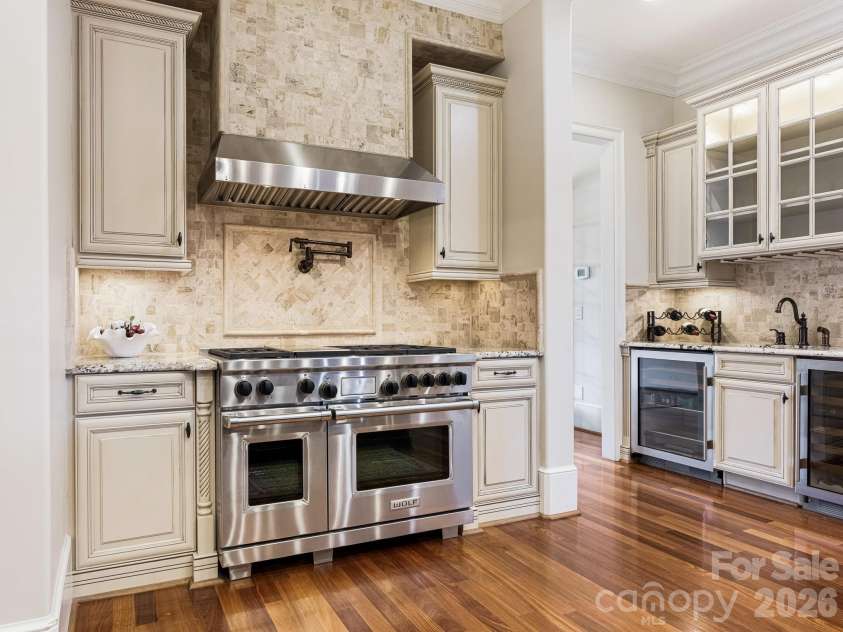 9205 Woodhall Lake Drive, Waxhaw, NC 28173.  MLS# CAR4353643, YatesRealty ID 3259. 