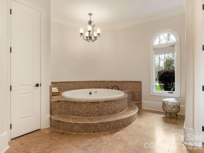 9205 Woodhall Lake Drive, Waxhaw, NC 28173.  MLS# CAR4353643, YatesRealty ID 3259. 