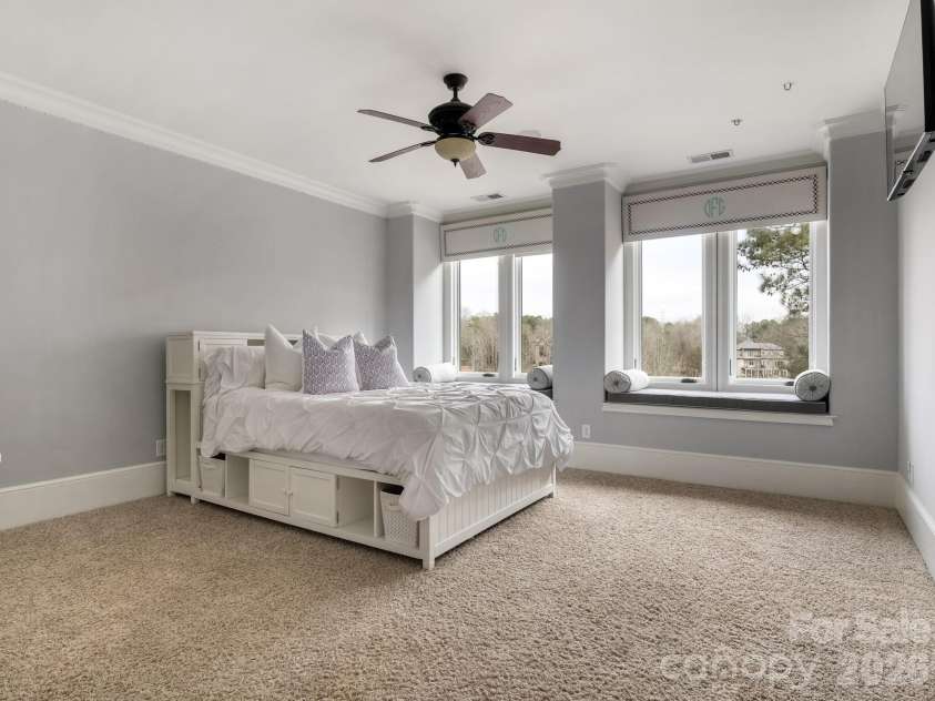 9205 Woodhall Lake Drive, Waxhaw, NC 28173.  MLS# CAR4353643, YatesRealty ID 3259. 