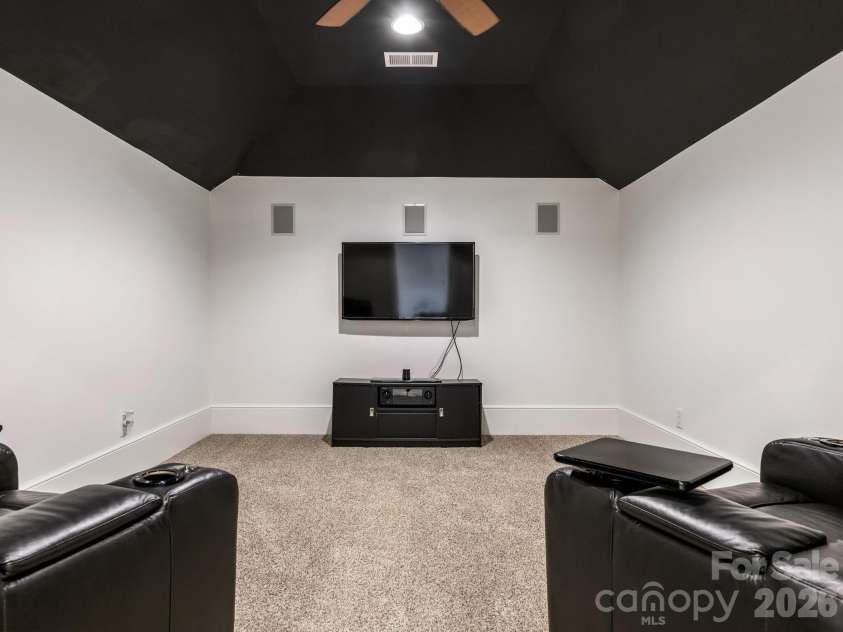 9205 Woodhall Lake Drive, Waxhaw, NC 28173.  MLS# CAR4353643, YatesRealty ID 3259. 