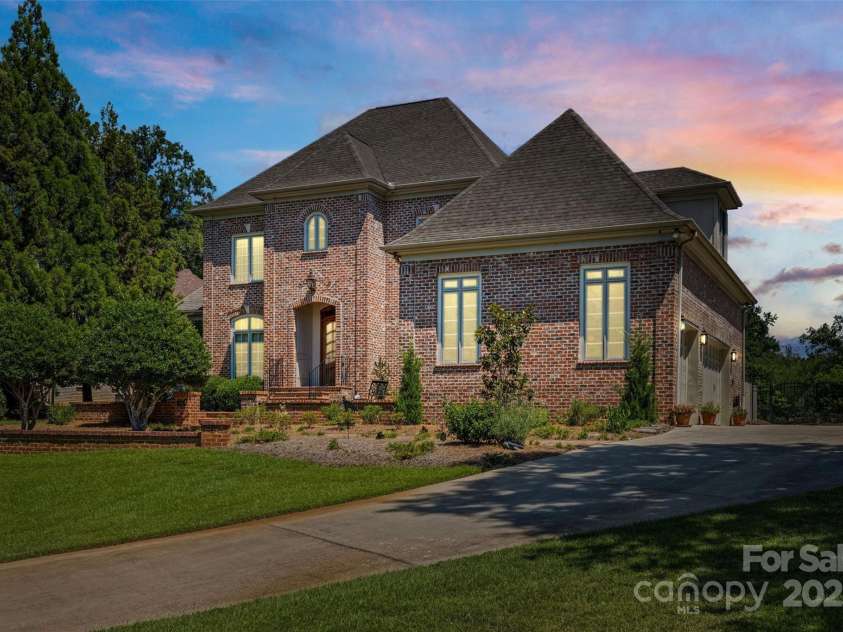 1826 Landry Lane, Rock Hill, SC 29732.  MLS# CAR4284855, YatesRealty ID 32590. 