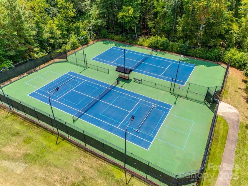 1826 Landry Lane, Rock Hill, SC 29732.  MLS# CAR4284855, YatesRealty ID 32590. 