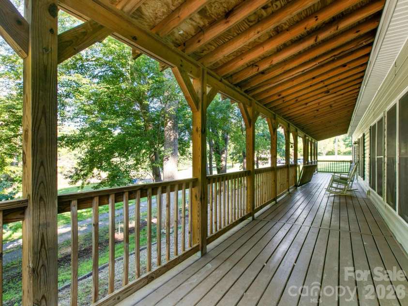 35 Cedar Farm Road, Asheville, NC 28803.  MLS# CAR4394075, YatesRealty ID 32590. 