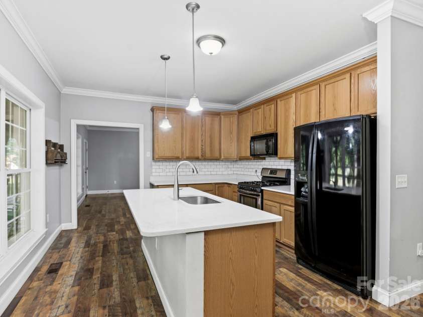 35 Cedar Farm Road, Asheville, NC 28803.  MLS# CAR4394075, YatesRealty ID 32590. 