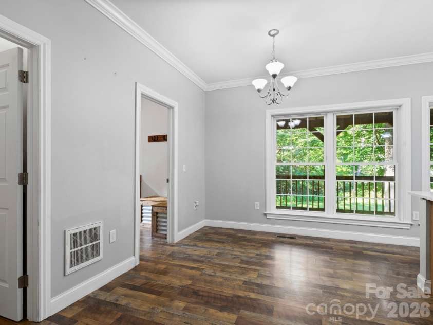 35 Cedar Farm Road, Asheville, NC 28803.  MLS# CAR4394075, YatesRealty ID 32590. 