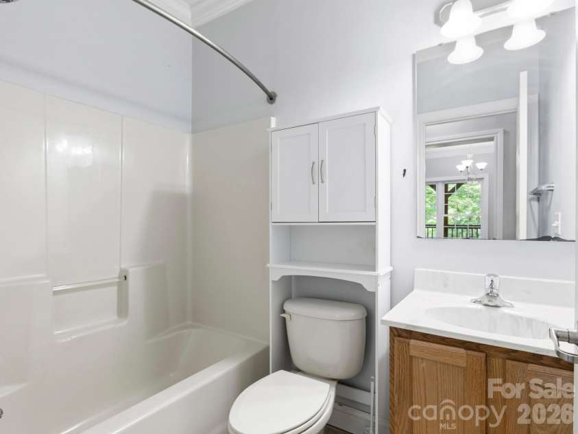 35 Cedar Farm Road, Asheville, NC 28803.  MLS# CAR4394075, YatesRealty ID 32590. 