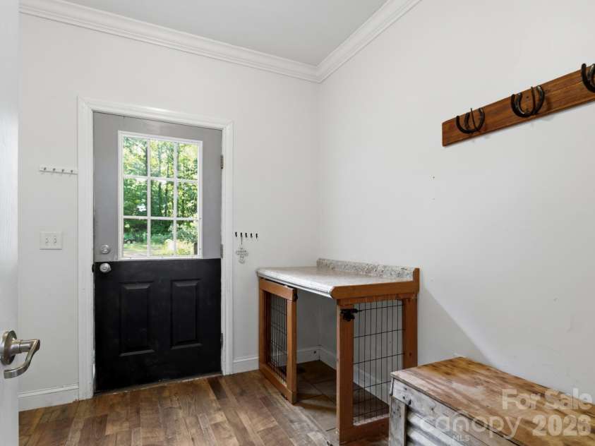 35 Cedar Farm Road, Asheville, NC 28803.  MLS# CAR4394075, YatesRealty ID 32590. 