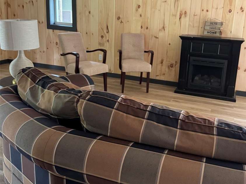 209 Meadow Loop, Newland, NC 28657.  MLS# CAR4397008, YatesRealty ID 32592. 