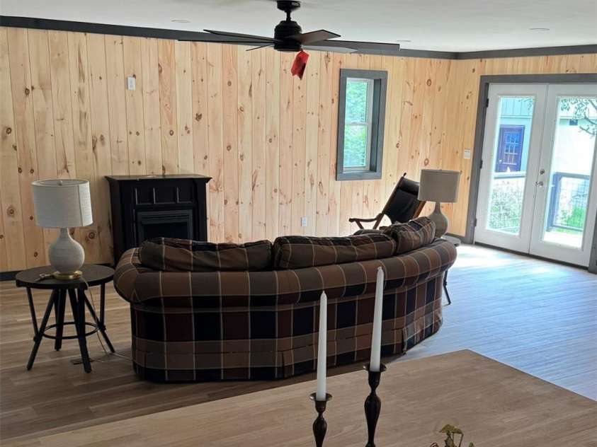 209 Meadow Loop, Newland, NC 28657.  MLS# CAR4397008, YatesRealty ID 32592. 