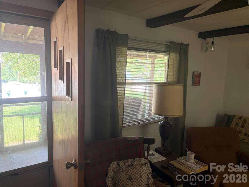 42 Country Meadows Road, Burnsville, NC 28714.  MLS# CAR4395120, YatesRealty ID 32594. 