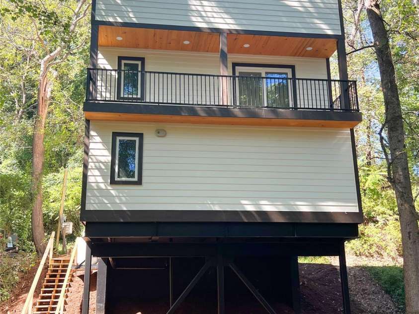 32 Waynesville Avenue, Asheville, NC 28806.  MLS# CAR4288925, YatesRealty ID 32595. Back 