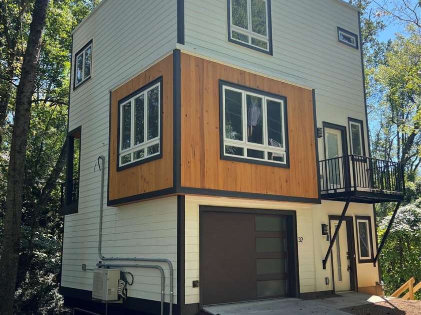 32 Waynesville Avenue, Asheville, NC 28806.  MLS# CAR4288925, YatesRealty ID 32595. Front + Side View (Driveway Complete)