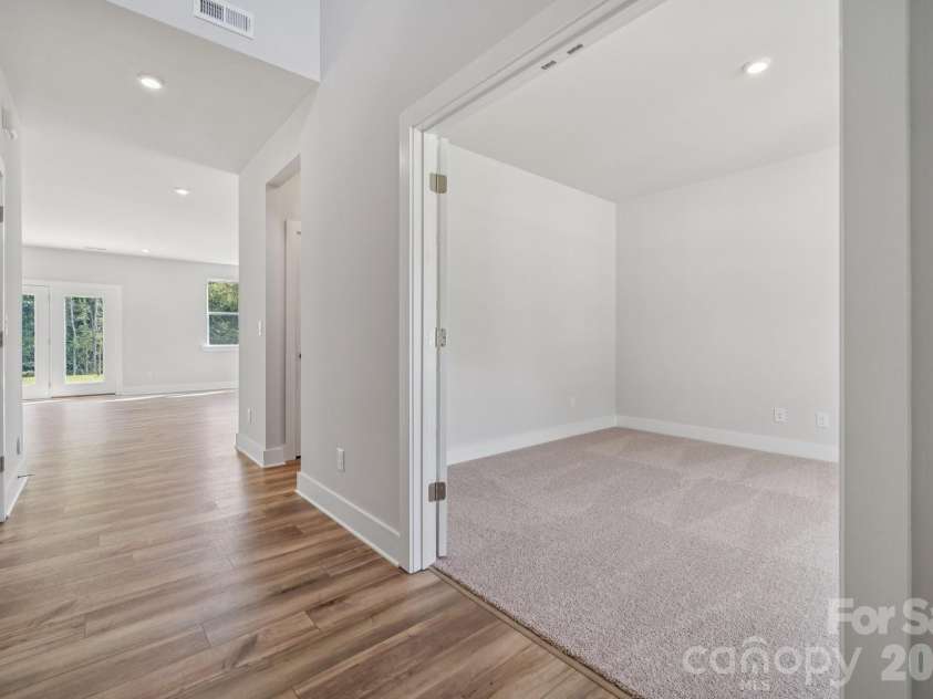 2905 Vista End Trail, Kannapolis, NC 28027.  MLS# CAR4397237, YatesRealty ID 32596. Photo is representative