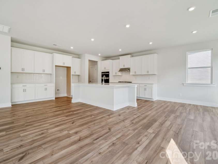 2905 Vista End Trail, Kannapolis, NC 28027.  MLS# CAR4397237, YatesRealty ID 32596. Photo is representative