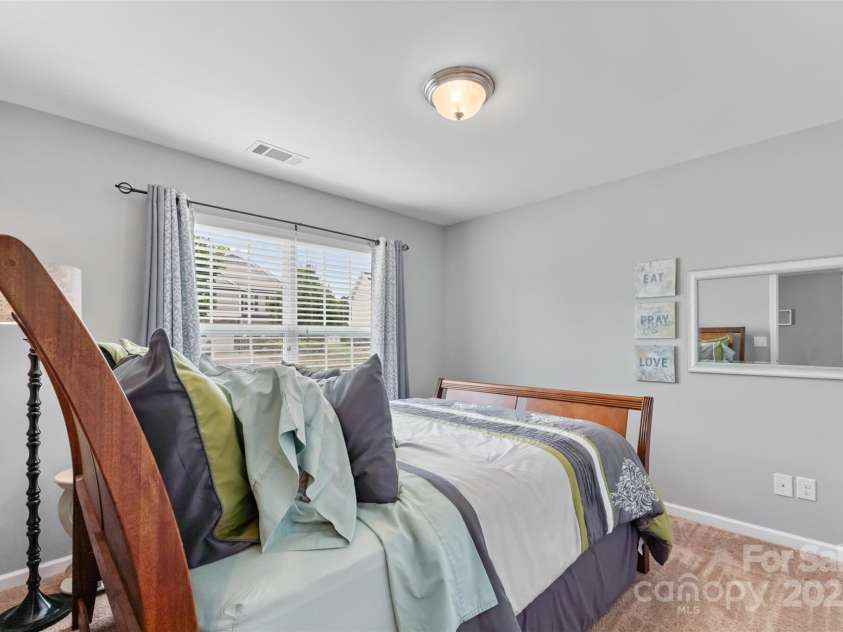 4711 William Caldwell Avenue, Charlotte, NC 28213.  MLS# CAR4289224, YatesRealty ID 32598. 