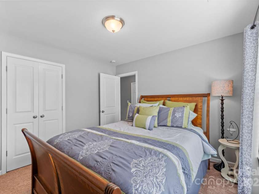 4711 William Caldwell Avenue, Charlotte, NC 28213.  MLS# CAR4289224, YatesRealty ID 32598. Guest Bedroom