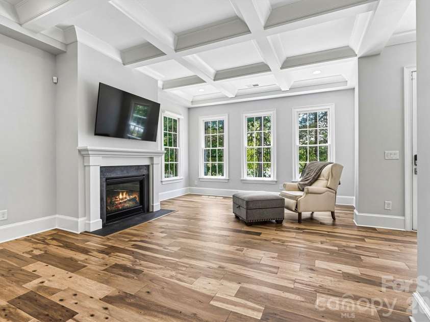 318 Ambleside Village Lane, Davidson, NC 28036.  MLS# CAR4397081, YatesRealty ID 32599. 