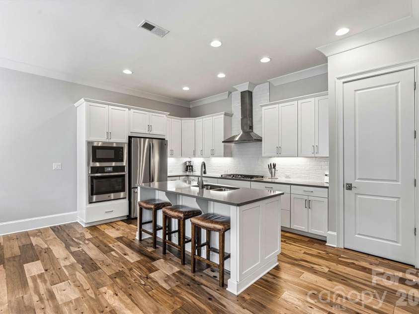 318 Ambleside Village Lane, Davidson, NC 28036.  MLS# CAR4397081, YatesRealty ID 32599. 