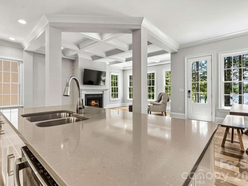 318 Ambleside Village Lane, Davidson, NC 28036.  MLS# CAR4397081, YatesRealty ID 32599. 