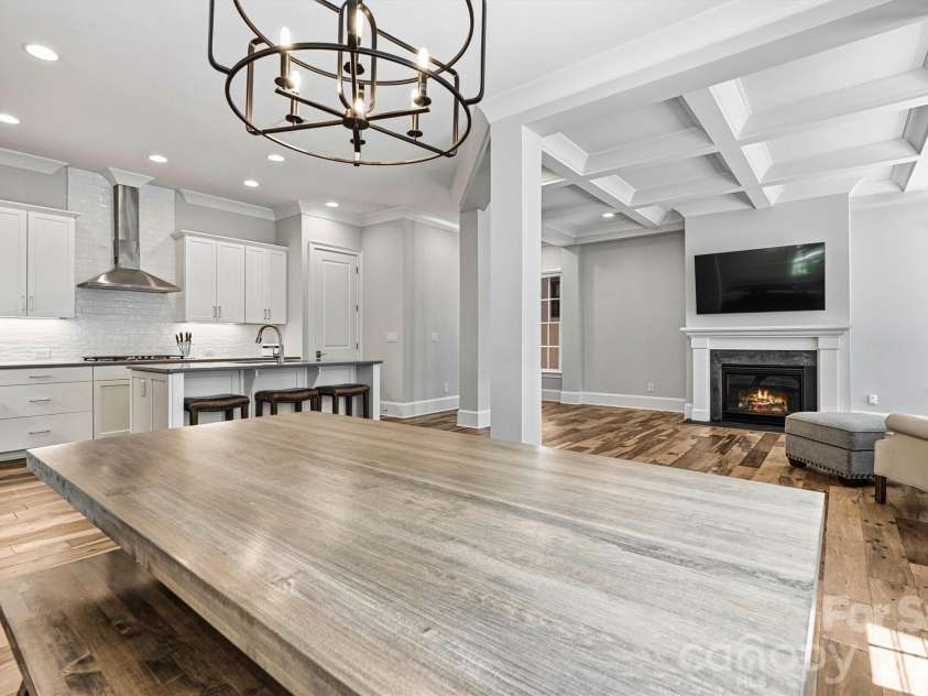 318 Ambleside Village Lane, Davidson, NC 28036.  MLS# CAR4397081, YatesRealty ID 32599. 