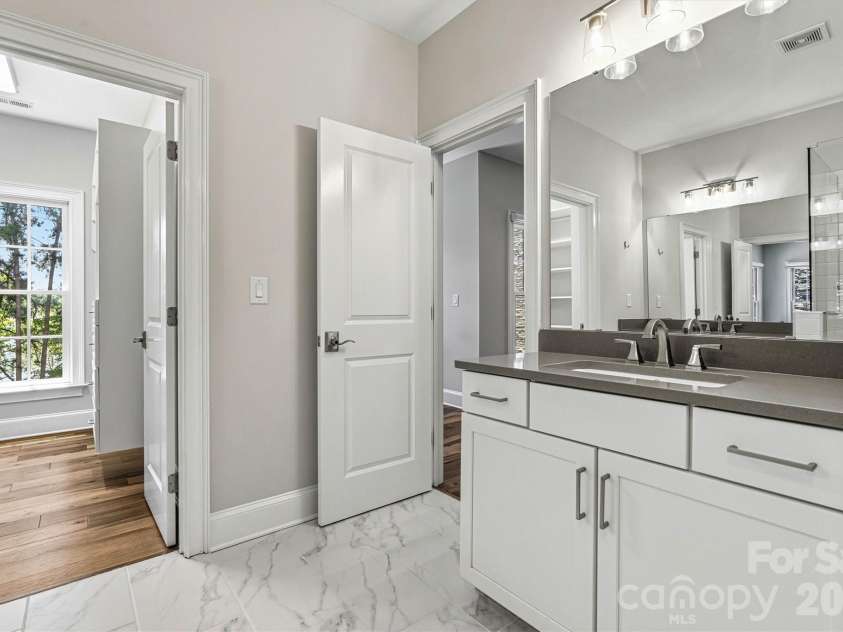 318 Ambleside Village Lane, Davidson, NC 28036.  MLS# CAR4397081, YatesRealty ID 32599. 