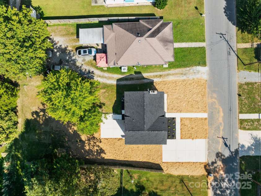 321 14th Street, Salisbury, NC 28144.  MLS# CAR4300897, YatesRealty ID 326. 